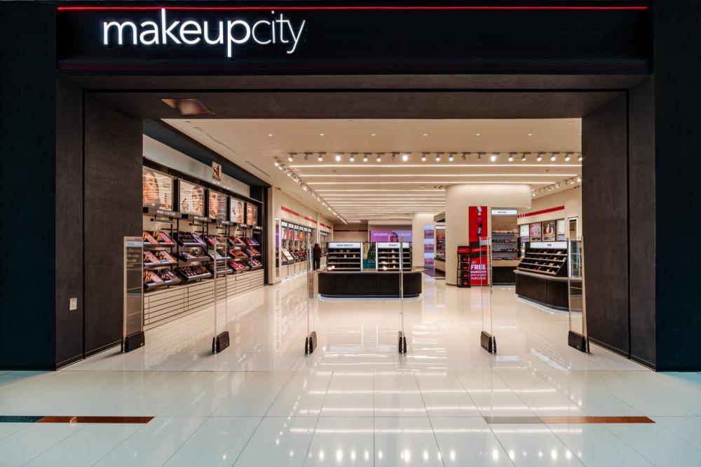 cosmetic store design