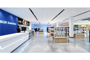 Real‑World Project Recap｜BGR Solution Electronics Store Full‑Space & Custom Display Build