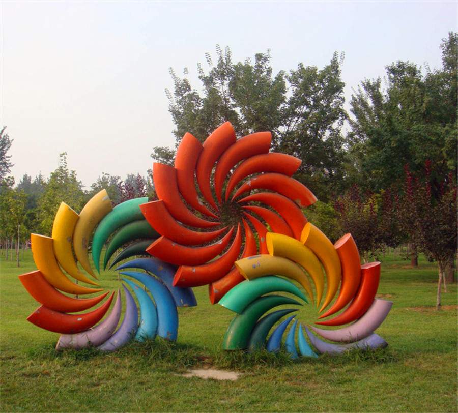 garden statues