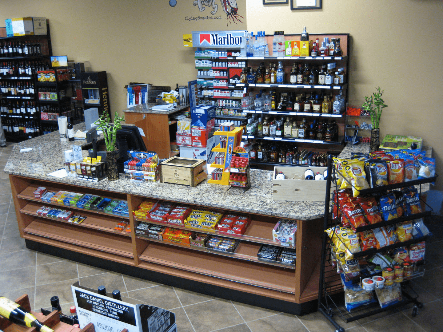 cashier table