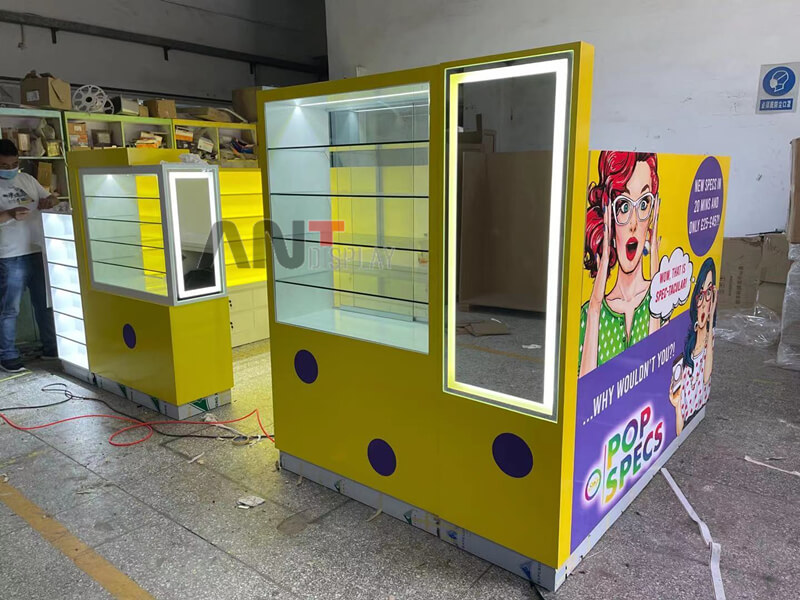 sunglasses kiosk