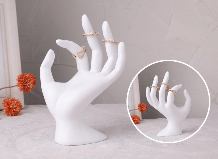 jewelry shop display