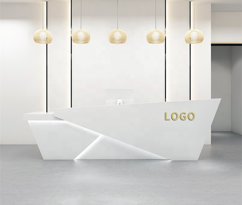 ant salon desk