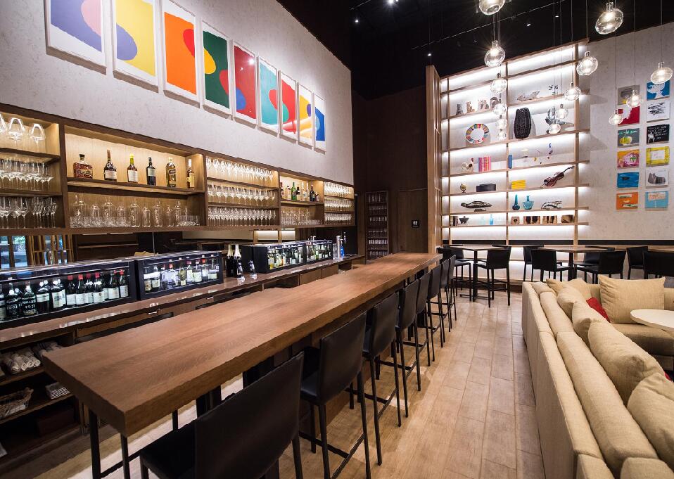 modern wine bar design