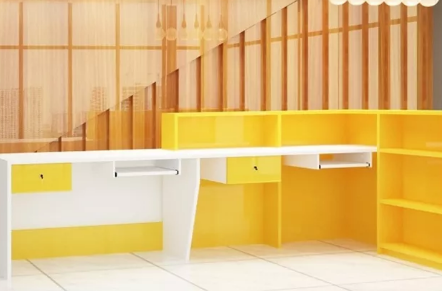 ant front table