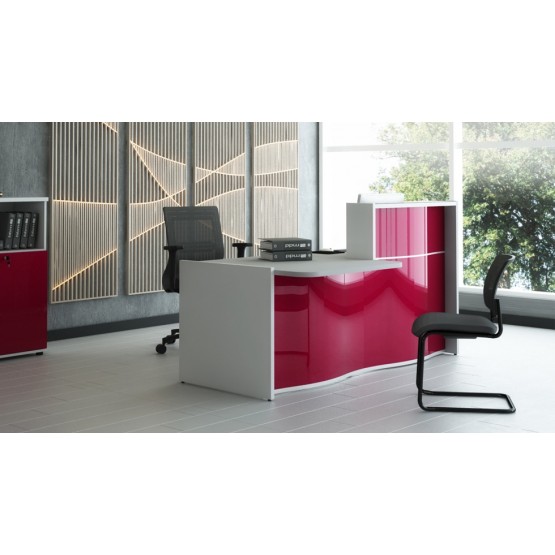 ant red front desk