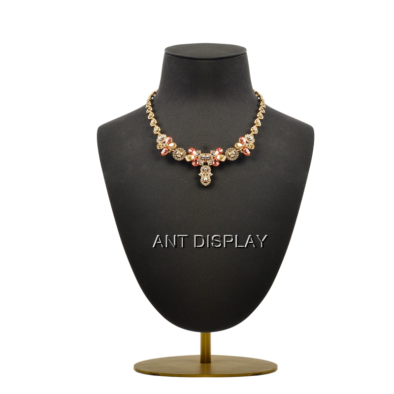 necklace display