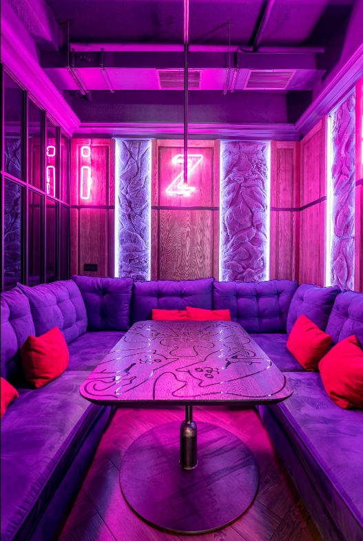 Bar Restaurant