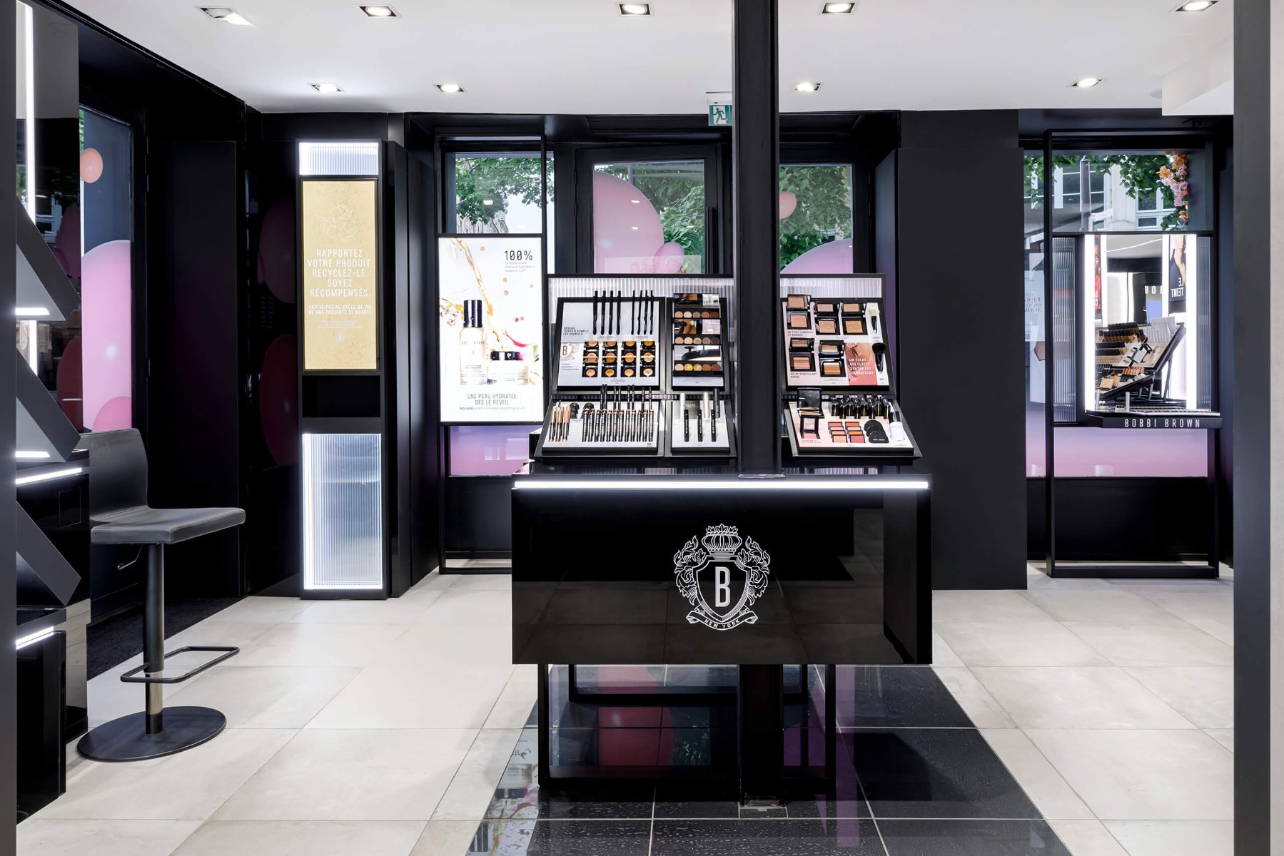 cosmetic store design
