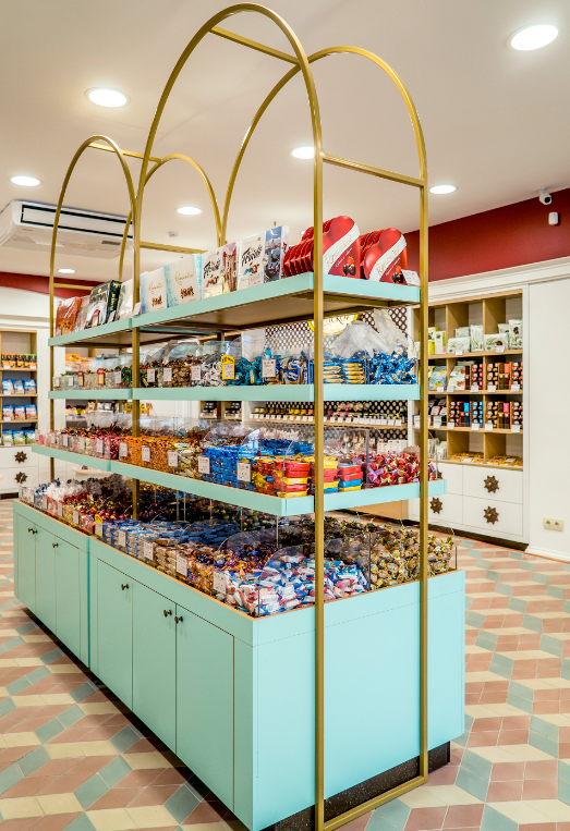 nut shop design