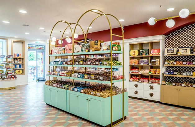 nut shop design