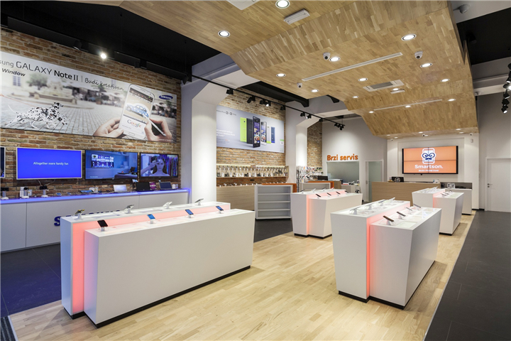 cell phone shop