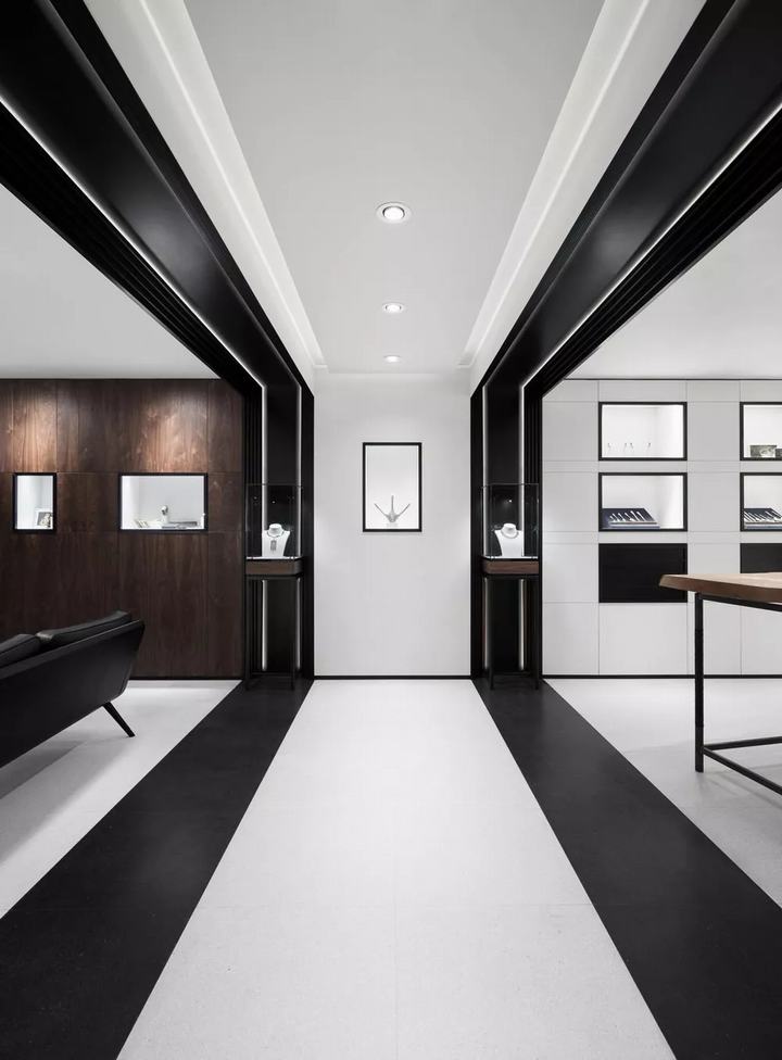 Jewelry store interior design