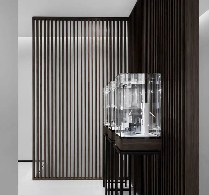 Jewelry store interior design