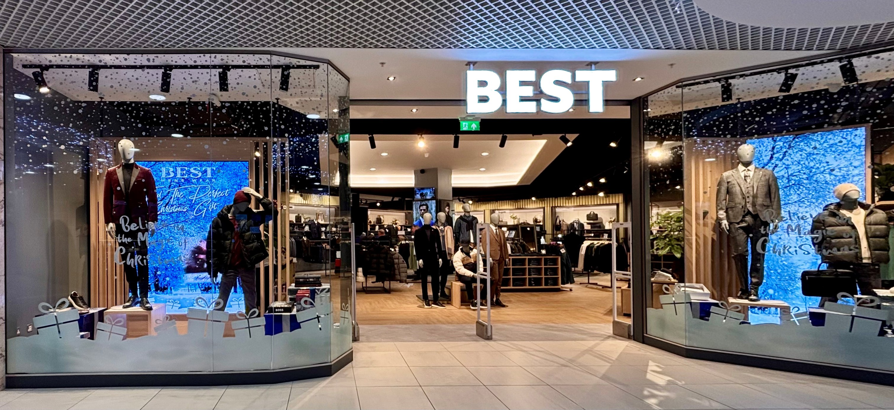 How We Build Stunning Clothing Store That Make Brands Stand Out