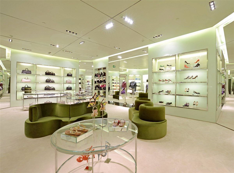 4 Kinds Attractive Shoes Store Designs In 2022