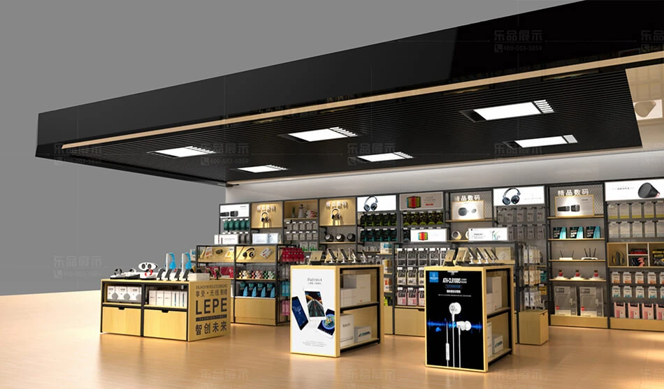 phone accessories display 