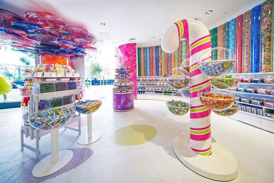 candy shop dislay