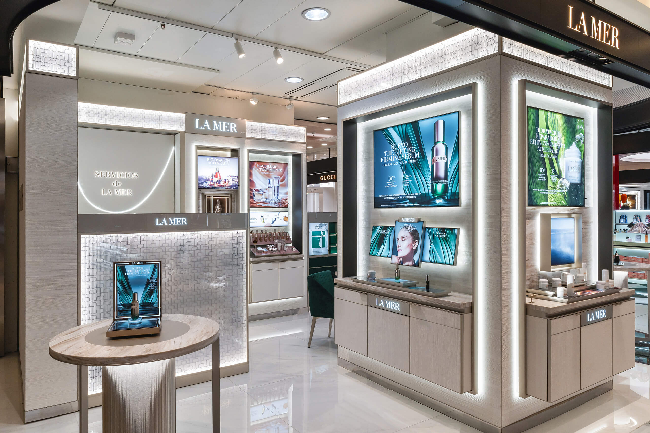 Why Do Most High-End Skincare Stores Prefer Such a Design?