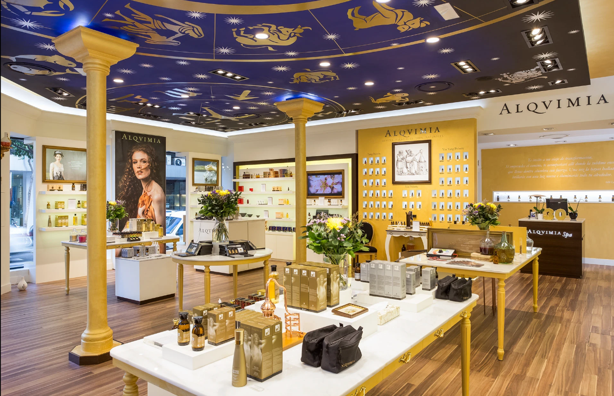 How to Create a Luxurious Cosmetics Store