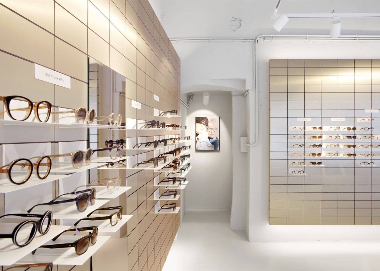 Optical Store Displays