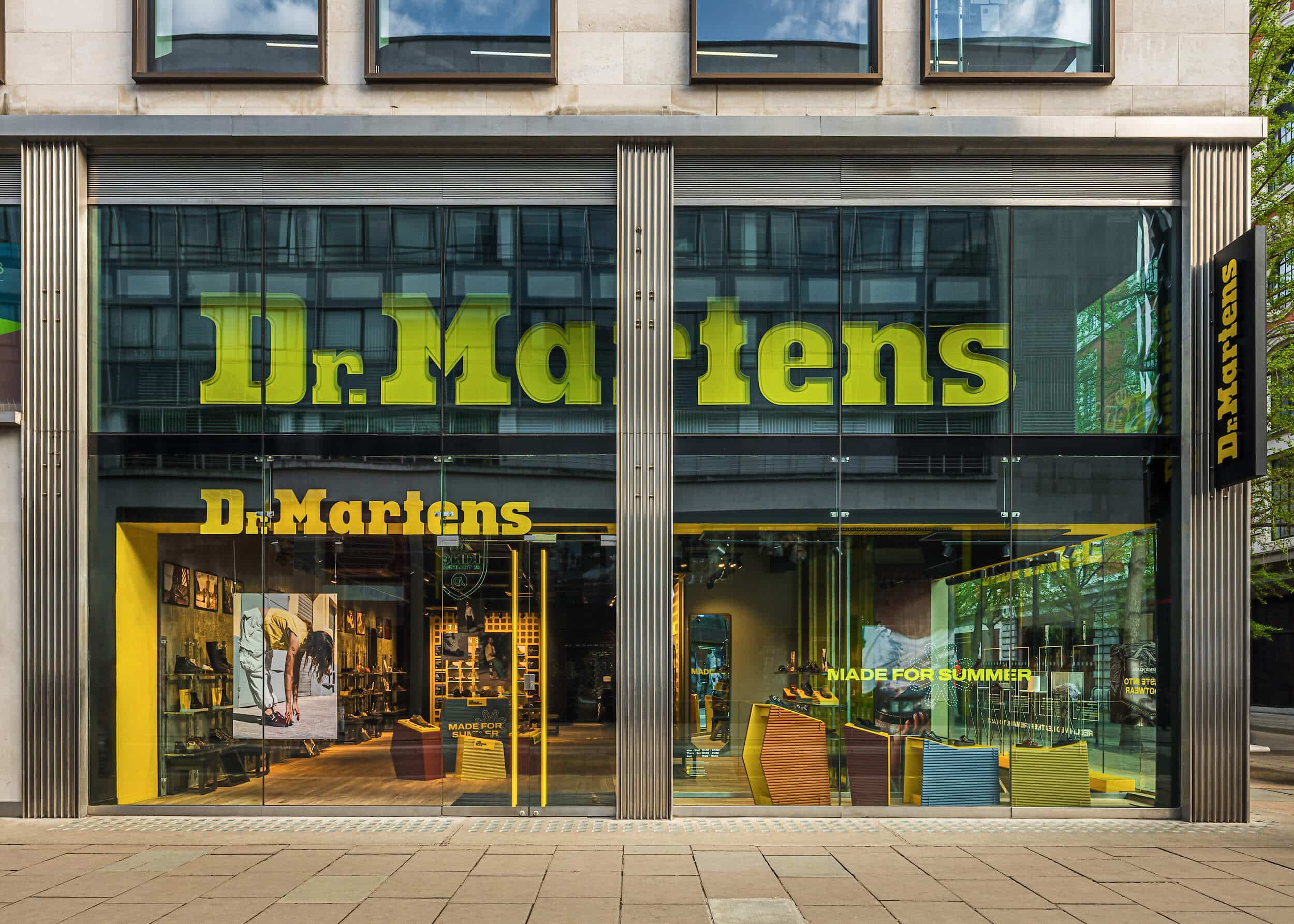 shoe store design