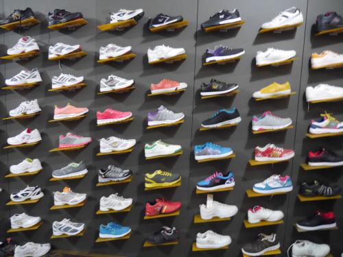 shoe wall displays