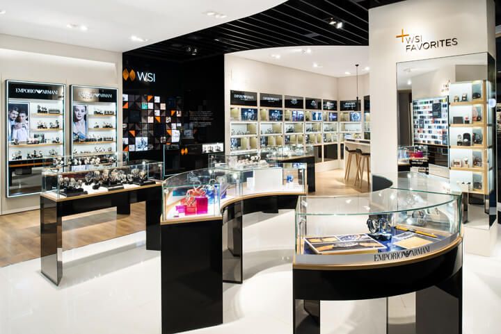 retail store showcase