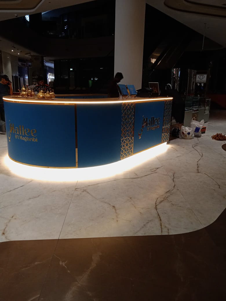 Unique Oval Reception 