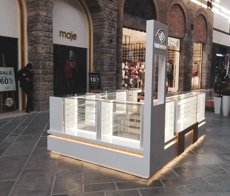 sunglass kiosk