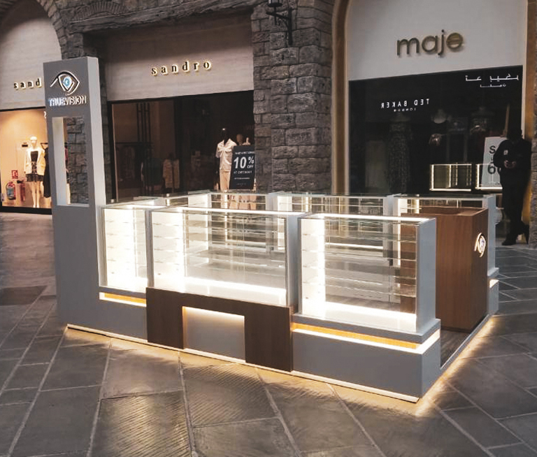 sunglass kiosk