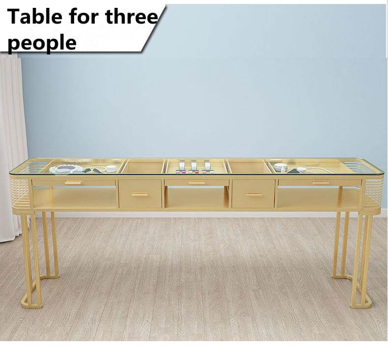 manicure table2