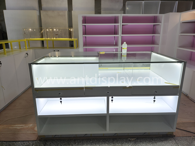 toy kiosk