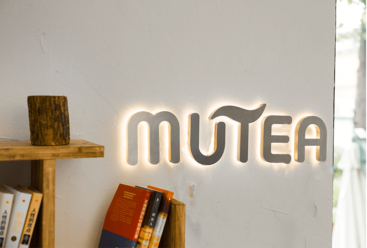 METAL LOGO