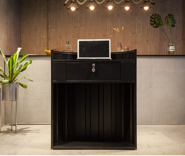 retail desk