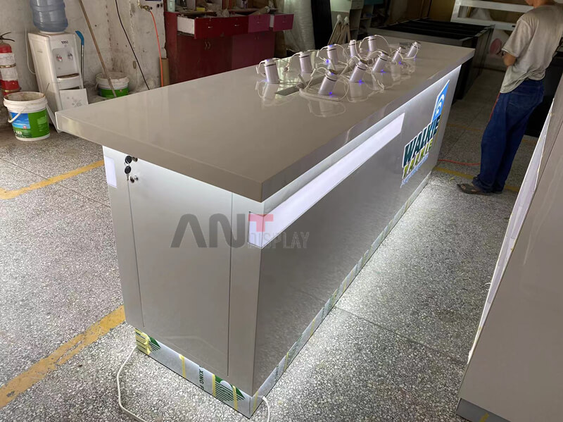 cellphone display table