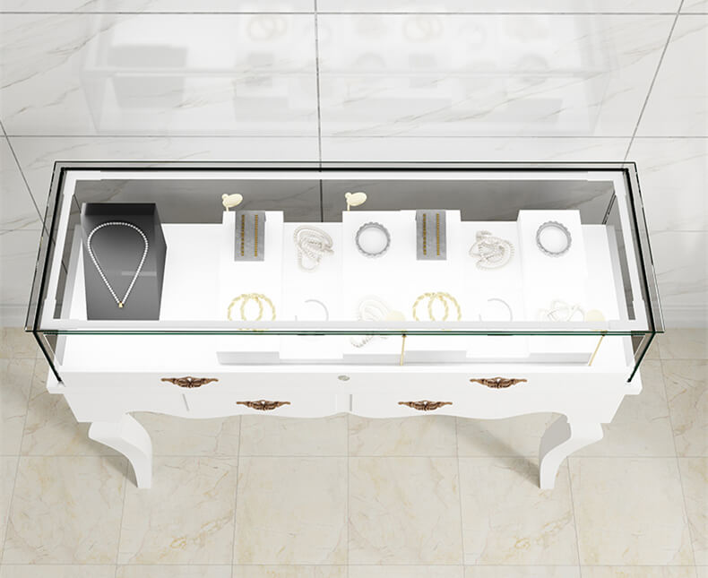 jewelry stand