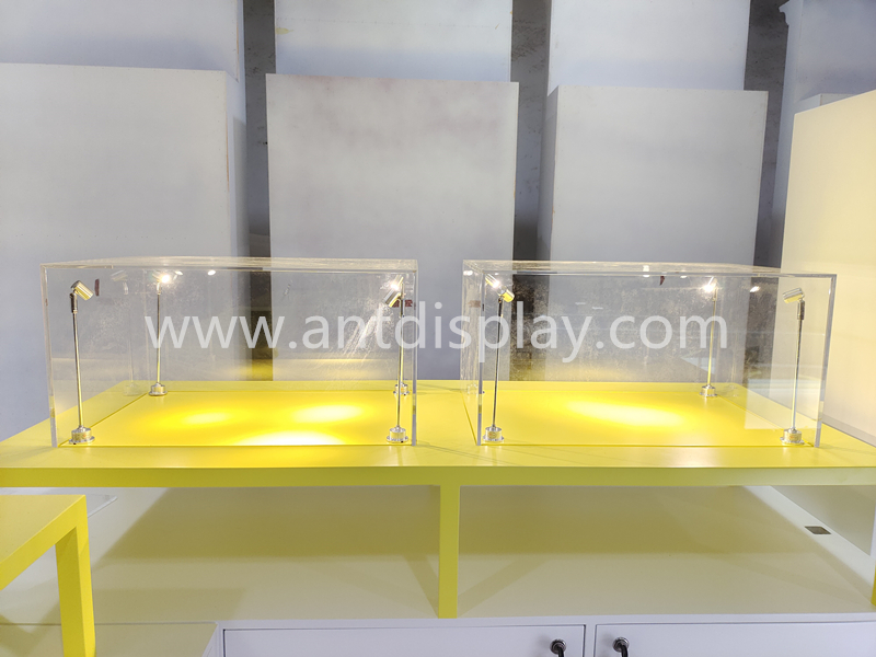 mall toy display stand