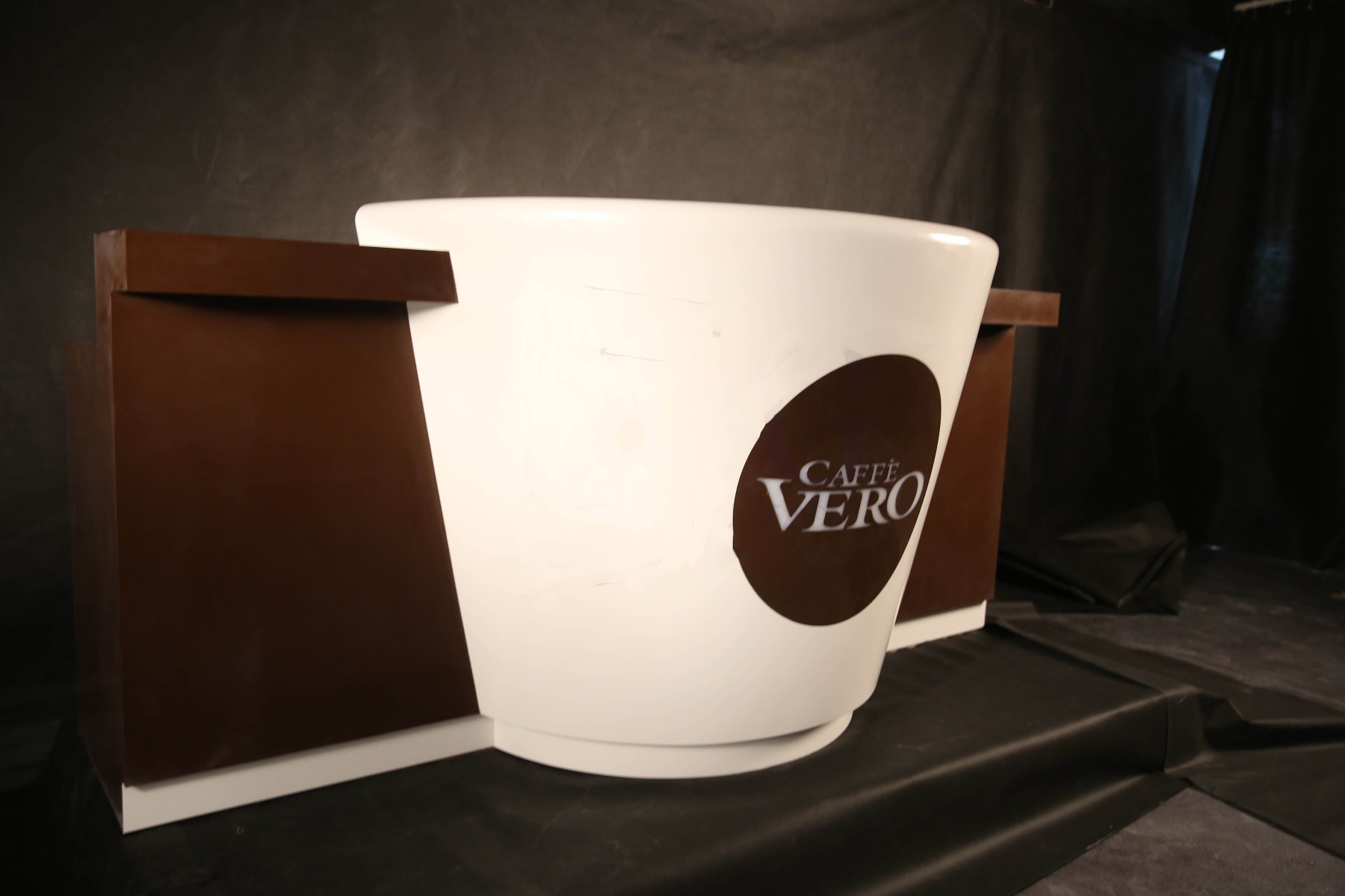  Bar Counter