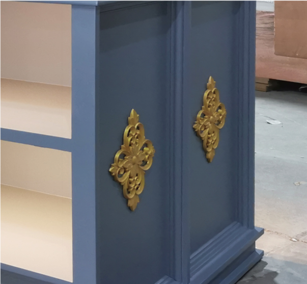  Custom Display Cabinet