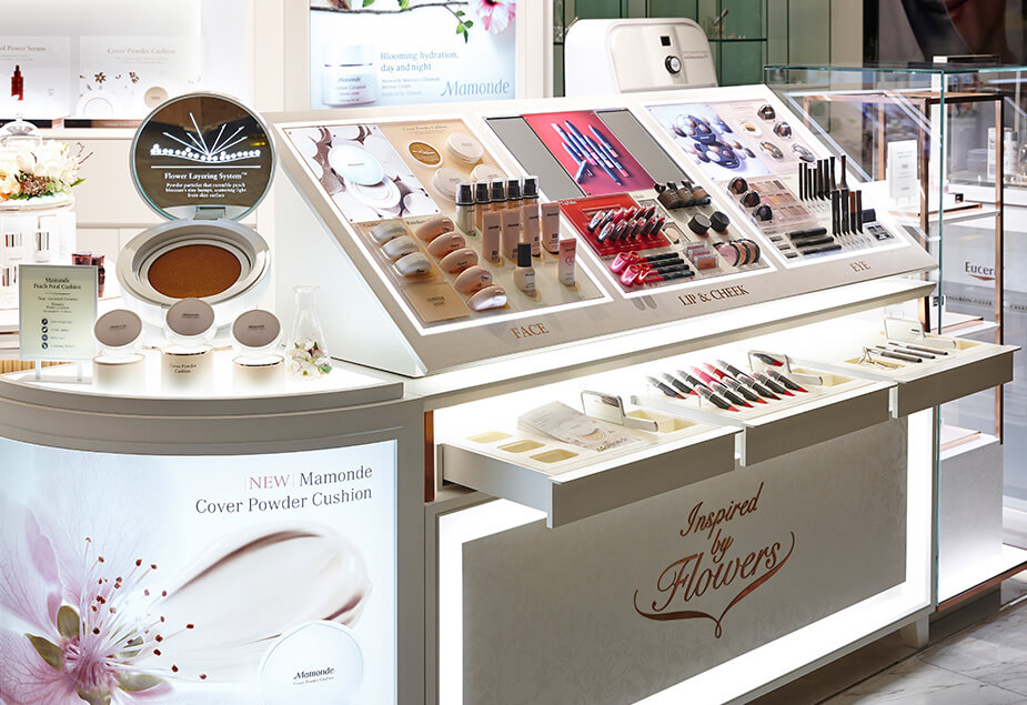 cosmetic display table