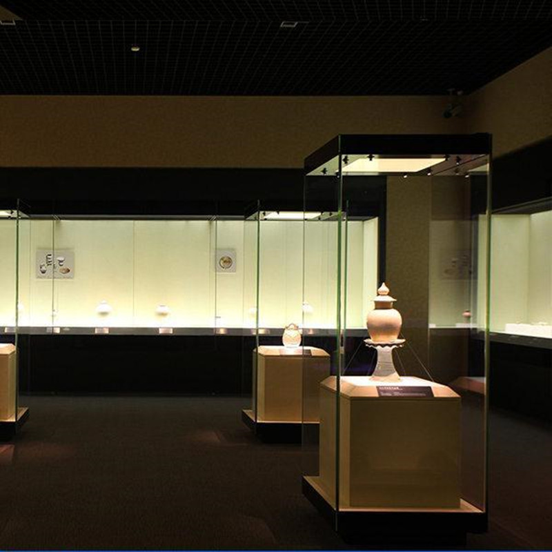 transparent display furniture
