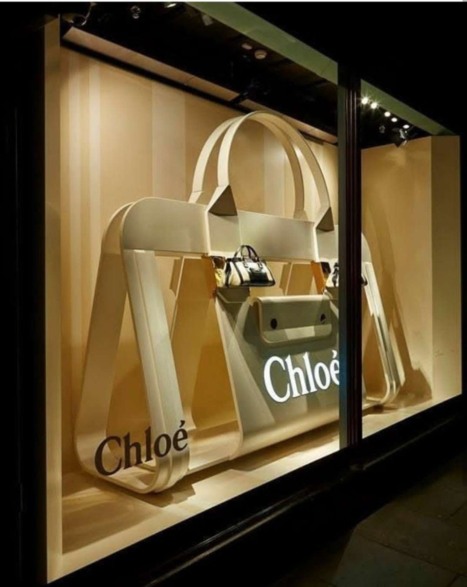 bag display showcase