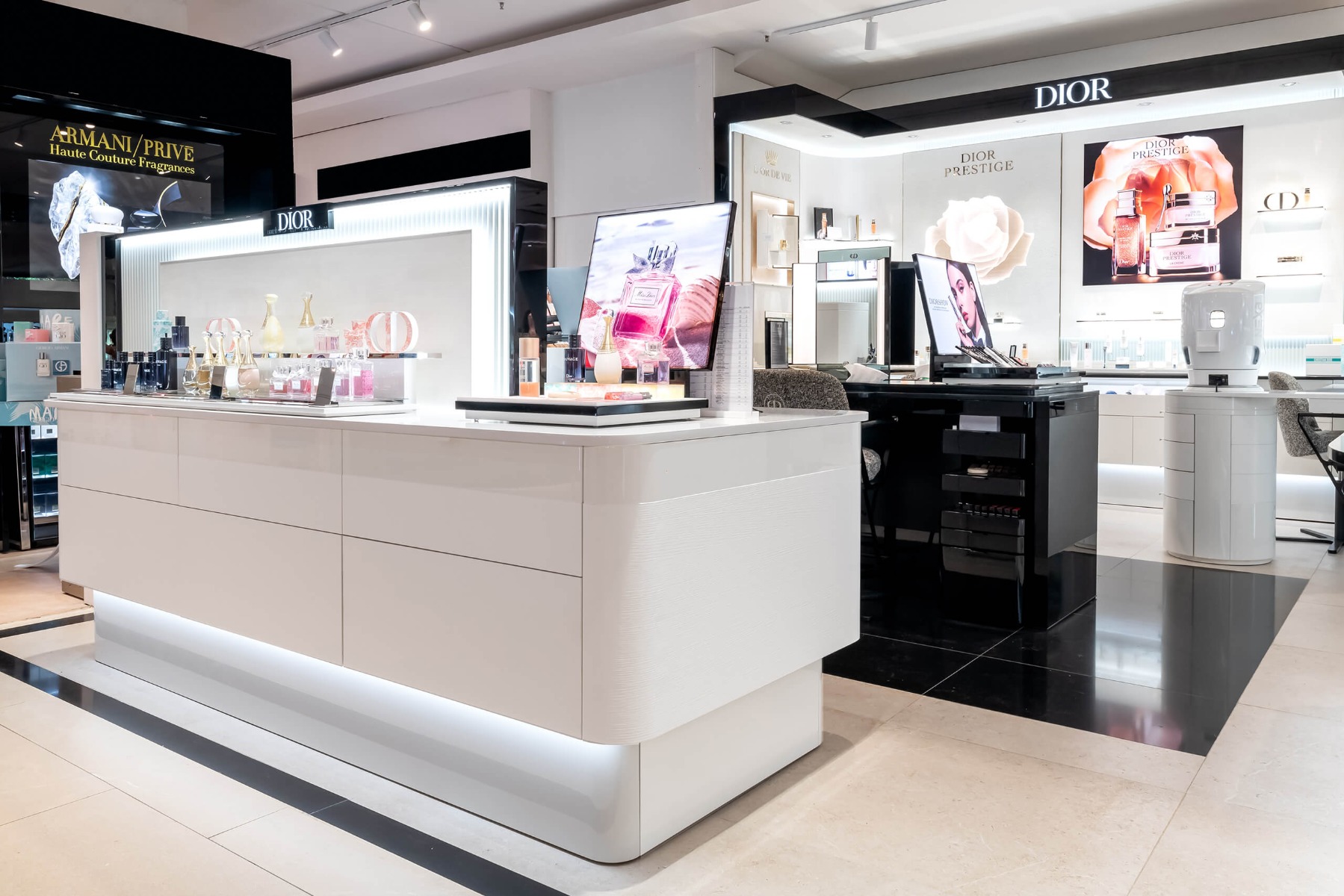 cosmetic kiosk