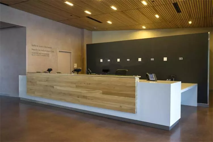  Custom Commercial Front Desk
