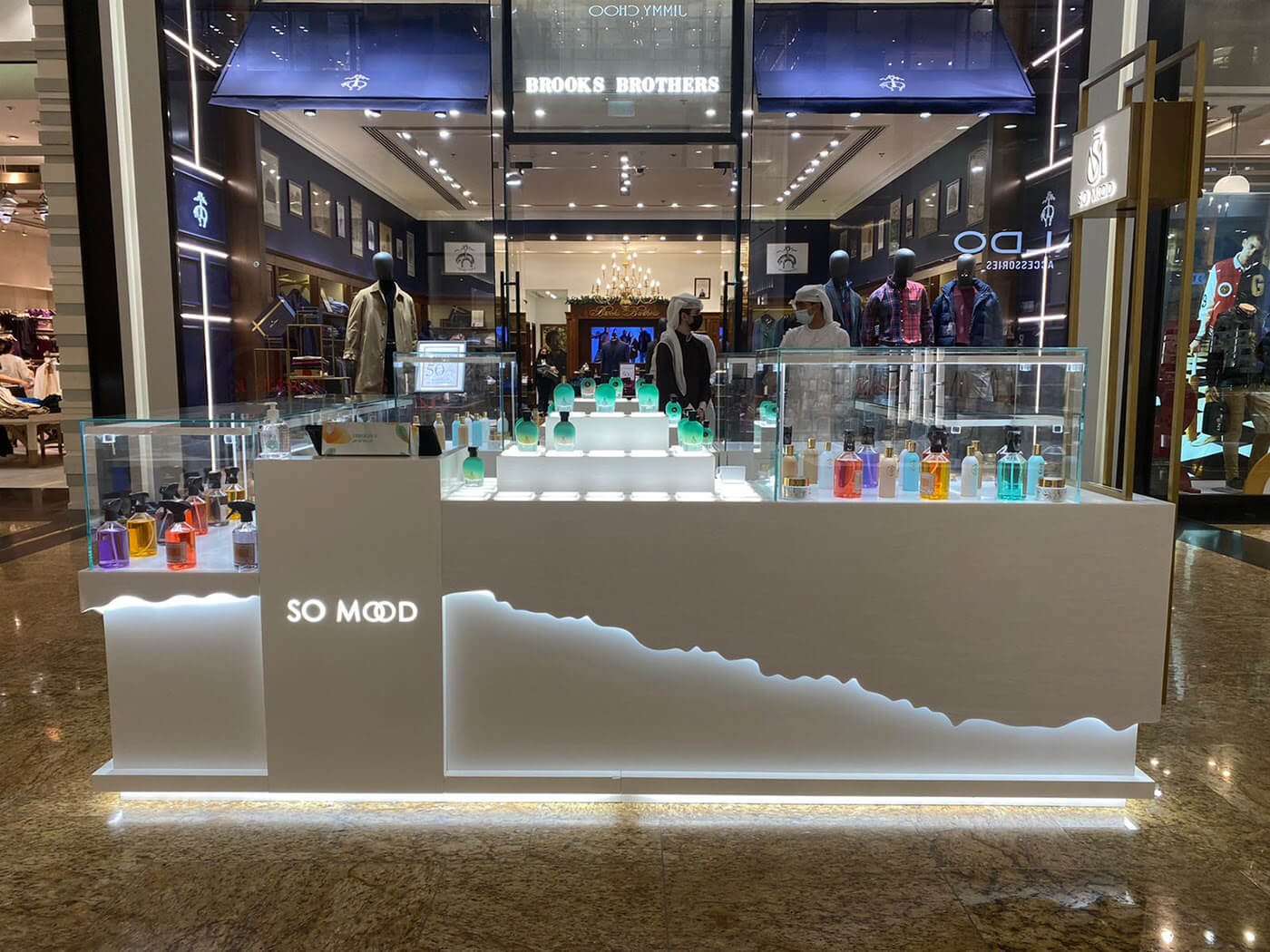 cosmetic display kiosk 