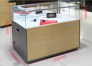 Cell Phone Display Showcase