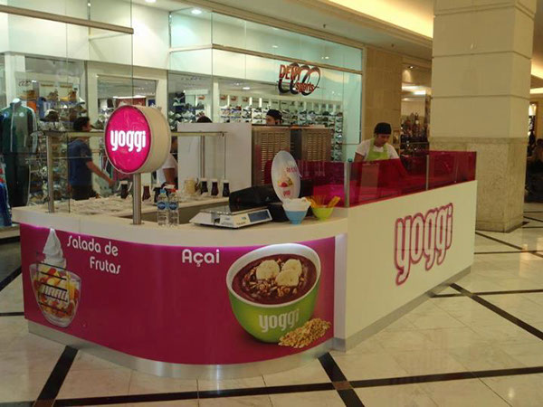 Frozen Yogurt Kiosk