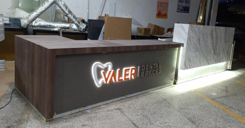 Reception counter
