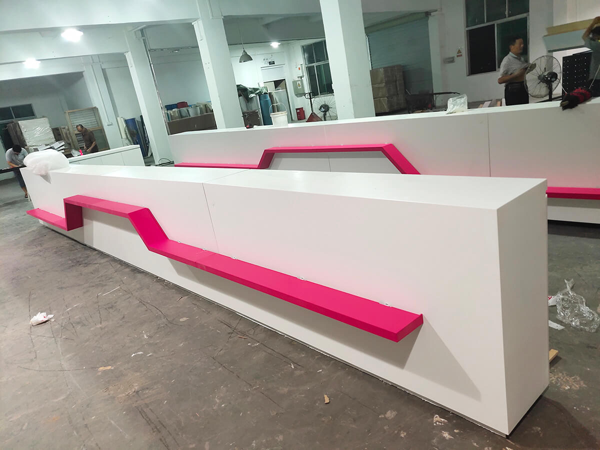 Reception desk